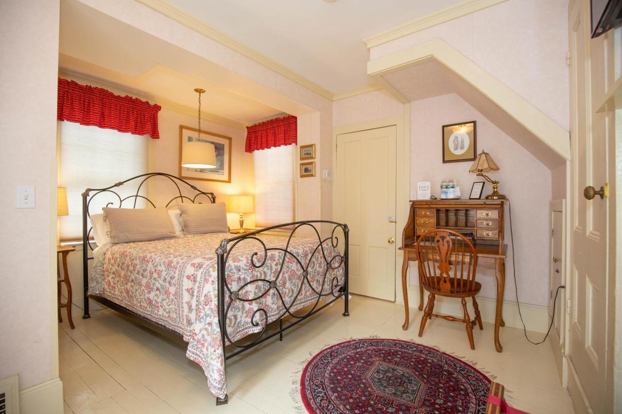 ניובריפורט Clark Currier Inn מראה חיצוני תמונה